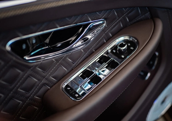 Bentley Continental GT cena 1399900 przebieg: 2600, rok produkcji 2021 z Łódź małe 154
